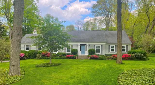 Photo of 14 The Gln, Matinecock, NY 11560