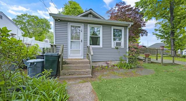 Photo of 19 Jupiter Rd, Rocky Point, NY 11778