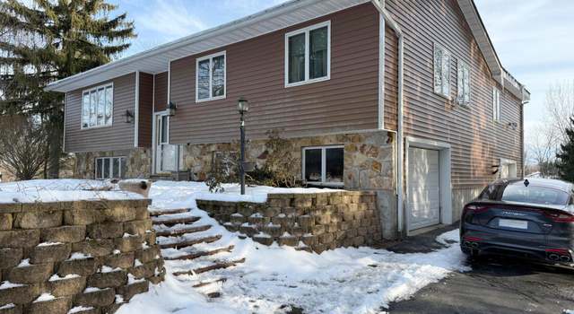 Photo of 11 Mount Zion Rd, Marlboro, NY 12542