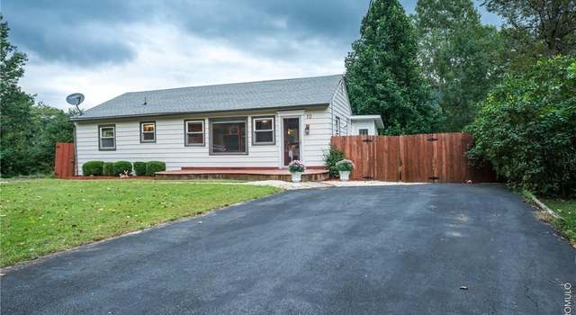 Photo of 12 Fayer Ct, Wurtsboro, NY 12790