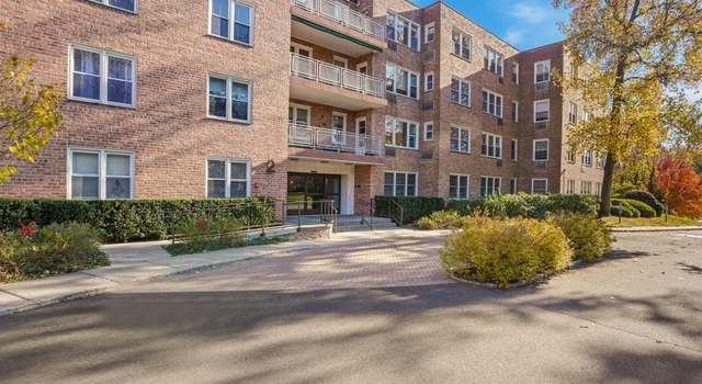 Photo of 2 Putnam Hill Rd Unit 4D, Greenwich, CT 06830
