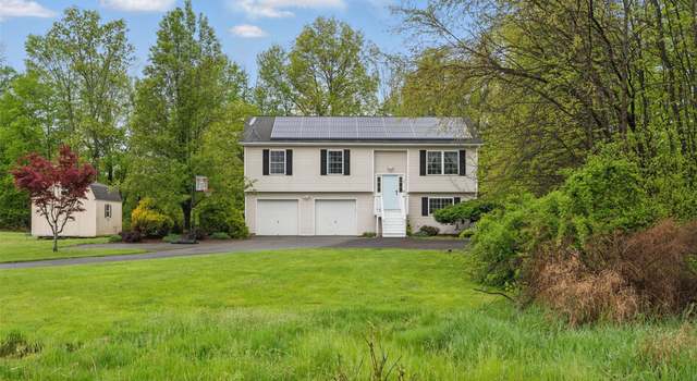 Photo of 86 Gillespie St, Pine Bush, NY 12566