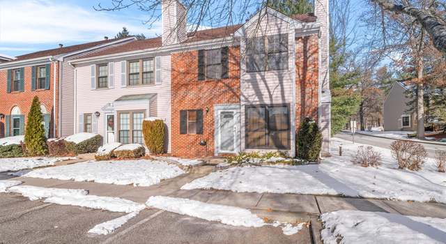 Photo of 8 Poplar Cir, Peekskill, NY 10566