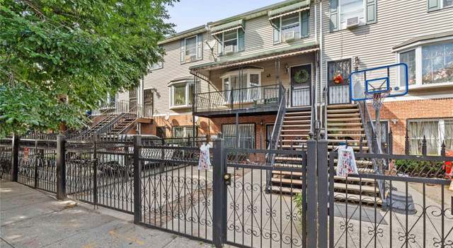 Photo of 599 Beech Ter, Bronx, NY 10454