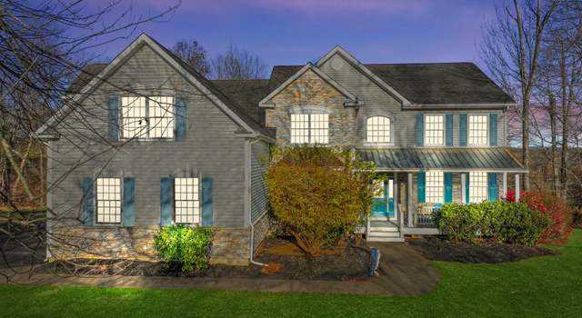 Photo of 54 Saint Andrews Ln, Hopewell Junction, NY 12533