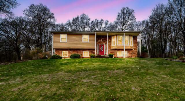 Photo of 46 Hickory Dr, Campbell Hall, NY 10916
