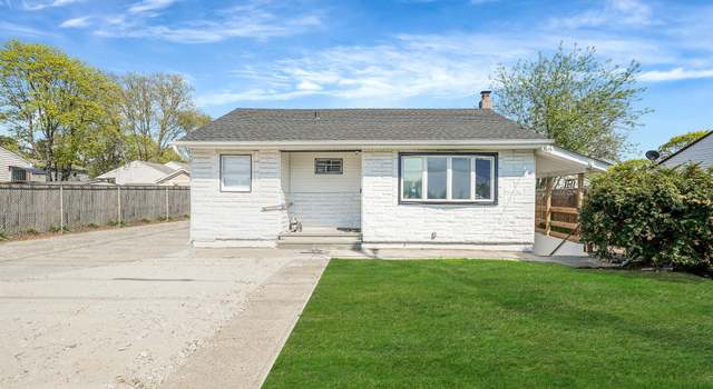 Photo of 1739 5th Ave, Bay Shore, NY 11706