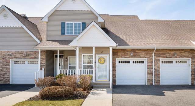 Photo of 19 Rose Ln #19, Mount Sinai, NY 11766