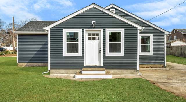 Photo of 41 Bay Ave, Lake Ronkonkoma, NY 11779
