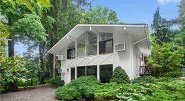 Photo of 2 Hopp Ground Ln, Bedford, NY 10506