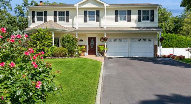 Photo of 27 Gaynor Ave, Nesconset, NY 11767