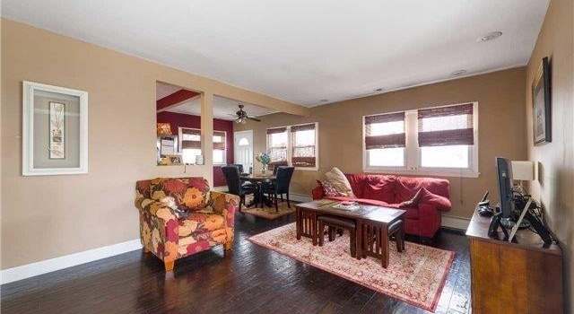 Photo of 321 Lindell Blvd, Long Beach, NY 11561