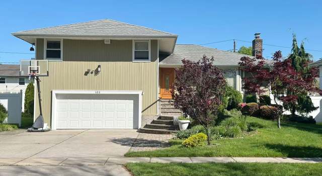 Photo of 103 Birchwood Park, Jericho, NY 11753