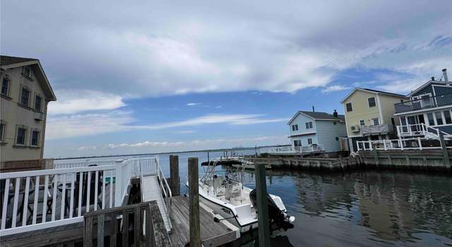 Photo of 51 W 13th Rd, Broad Channel, NY 11693