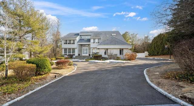 Photo of 3 Heritage Ct, Old Brookville, NY 11545