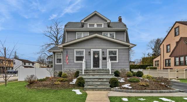 Photo of 117 Grant Ave, East Rockaway, NY 11518