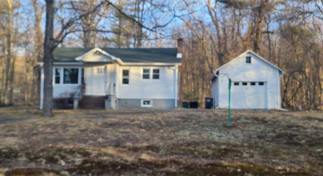 Photo of 341 Oregon Trl, Pine Bush, NY 12566