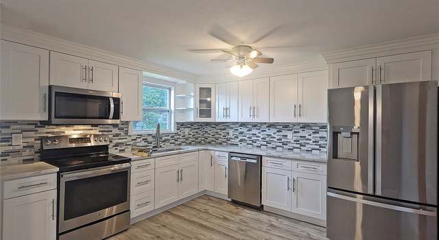 Photo of 65 Biscayne Dr, Selden, NY 11784