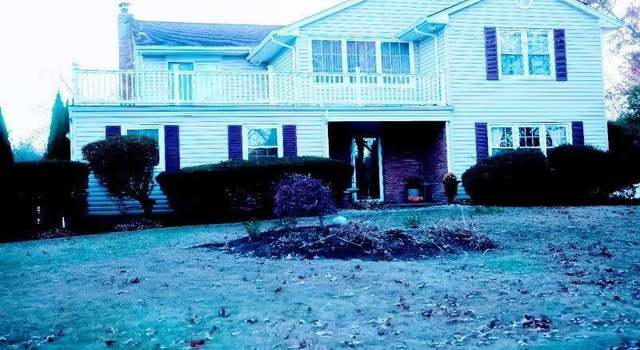 Photo of 144 Clay Pitts Rd, Greenlawn, NY 11740