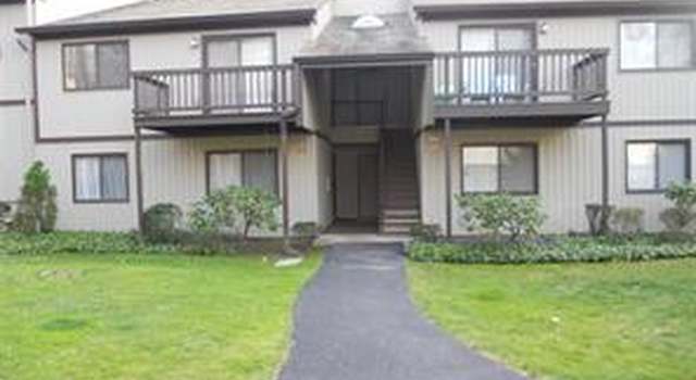 Photo of 130 Columbia Ct Unit G, Jefferson Valley, NY 10598