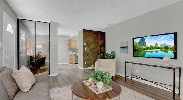 Photo of 135 Feller Dr #135, Central Islip, NY 11722