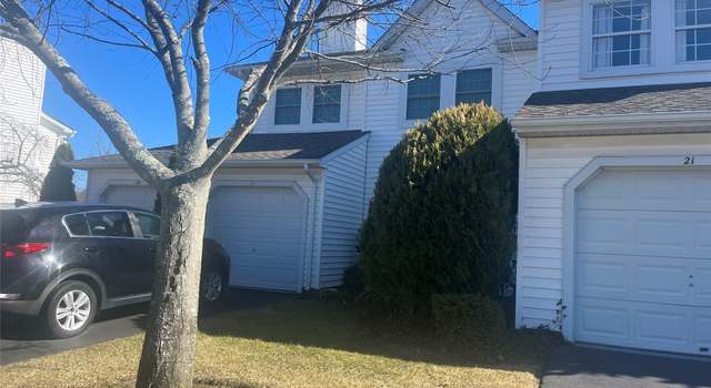 Photo of 19 Erin Ln #19, East Setauket, NY 11733