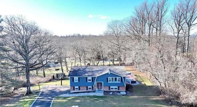 Photo of 9 Litchult Ct, Airmont, NY 10901