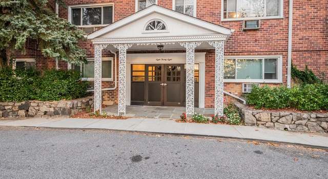 Photo of 828 Pelhamdale Ave Unit 2P, New Rochelle, NY 10801