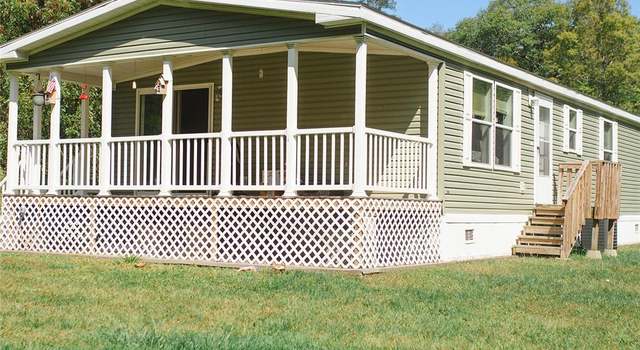 Photo of 54 Maple Ln, Otisville, NY 10963