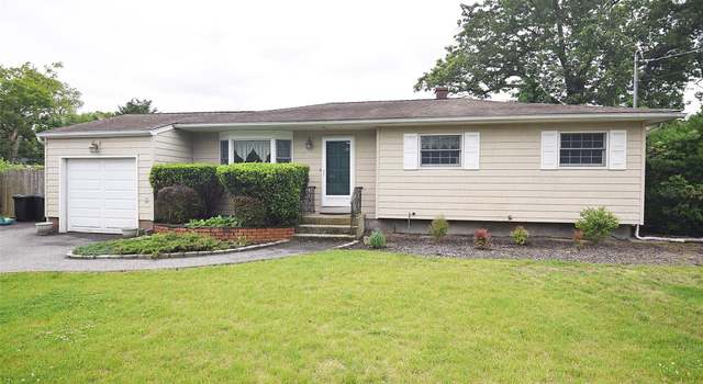 Photo of 24 Rodney Ave, Islip Terrace, NY 11752