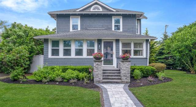 Photo of 271 Foster Ave, Sayville, NY 11782
