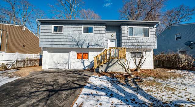 Photo of 301 New Ave, Wyandanch, NY 11798