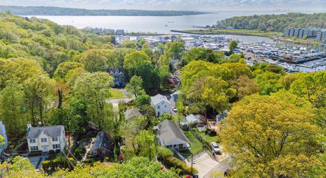 Photo of 5 Towle Pl, Glen Cove, NY 11542