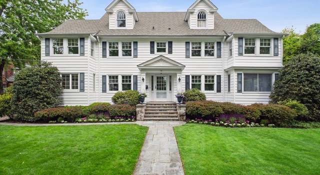 Photo of 16 Broadfield Rd, New Rochelle, NY 10804