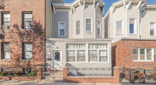 Photo of 25-22 44th St, Astoria, NY 11103