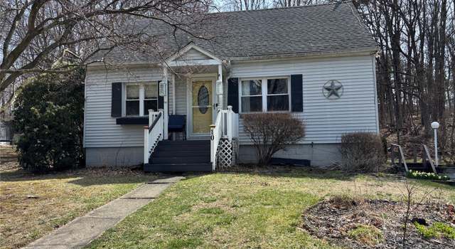 Photo of 10 Stanley St, Poughkeepsie, NY 12603