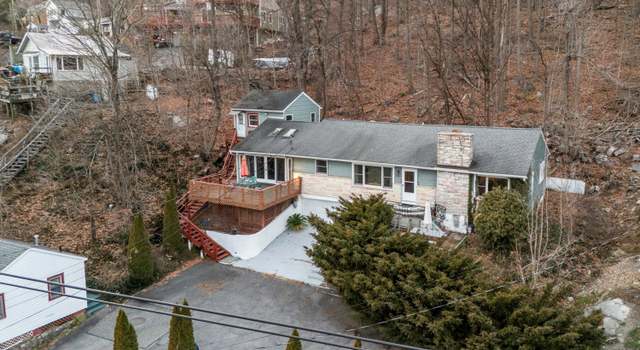Photo of 523 Jersey Ave, Greenwood Lake, NY 10925