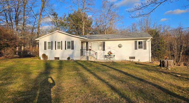 Photo of 17 Frontier Dr, Pine Bush, NY 12566