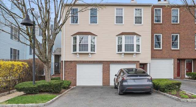 Photo of 10 Washington Mews #10, Port Chester, NY 10573