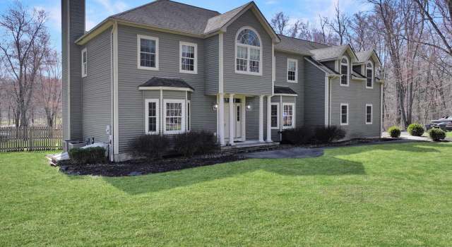 Photo of 4 Cooper Ln, Campbell Hall, NY 10916