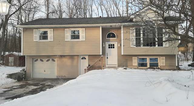 Photo of 62 Holt Rd, Hyde Park, NY 12538
