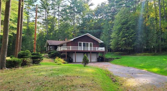 Photo of 6 Olsen Rd, Lake Huntington, NY 12752