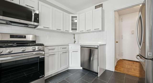 Photo of 166-25 Powells Cove Blvd Unit 8J, Beechhurst, NY 11357