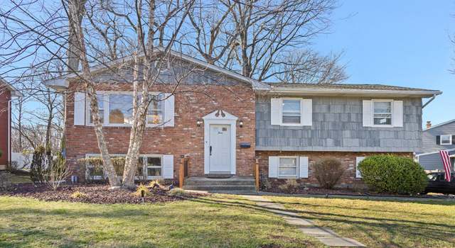Photo of 3 Helaine Ct, Orangeburg, NY 10962
