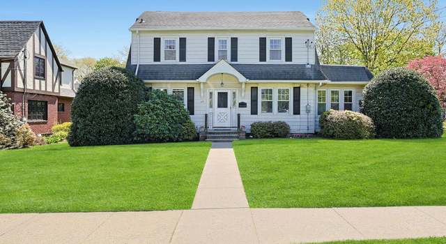 Photo of 251 Crestwood Ave, Tuckahoe, NY 10707