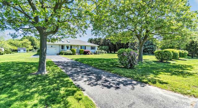 Photo of 2100 Duck Pond Rd, Cutchogue, NY 11935