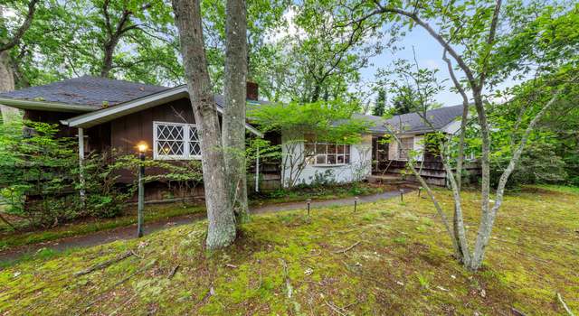 Photo of 252 Great River Rd, Great River, NY 11739