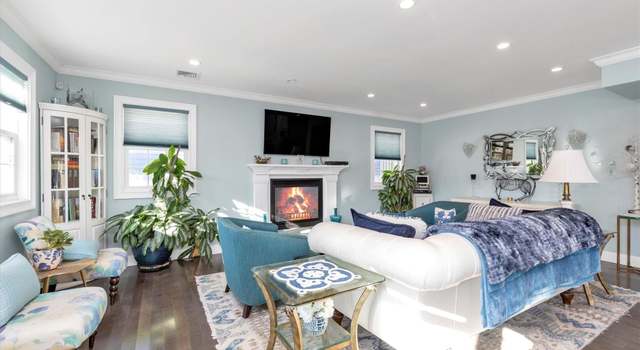 Photo of 423 E Harrison St, Long Beach, NY 11561