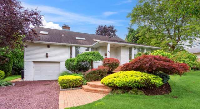 Property at 58 Birchwood Park Dr, Jericho, NY 11753, 4 beds, 2.5 baths