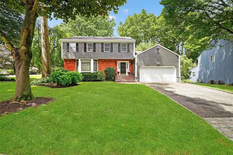 Photo of 38 Middale Rd White Plains, NY 10605